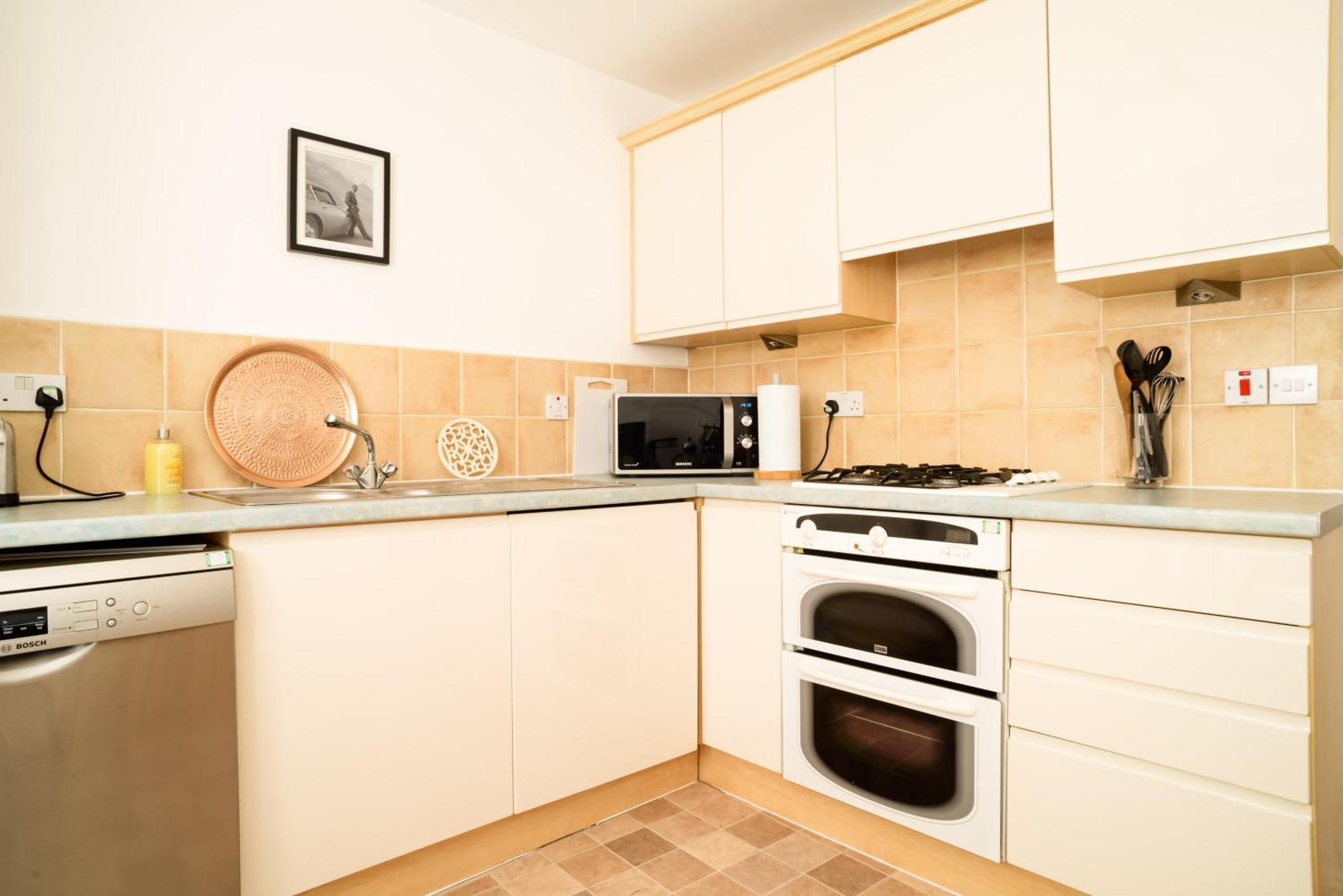 Joivy Gorgeous Flat Near The Scotland Gallery Edinburgh Bagian luar foto